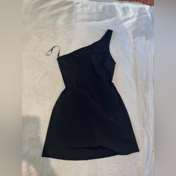 Abercrombie & Fitch Traveler One Shoulder Athletic Dress Small Petite - Picture 3 of 7